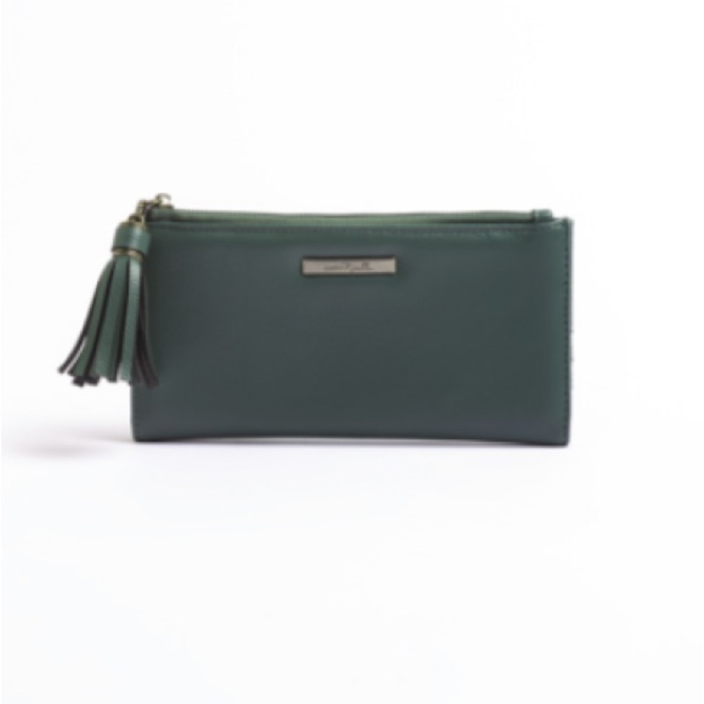 NWT Simply Noelle Tassel Wallet